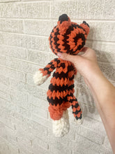 Load image into Gallery viewer, Tiger Lovey