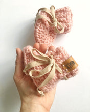 Load image into Gallery viewer, Baby Booties